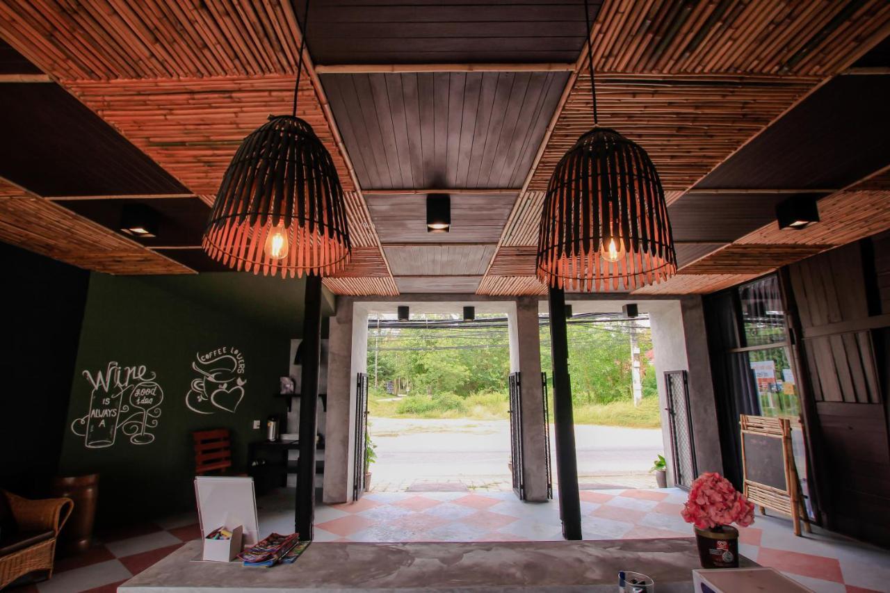Bandon Beach Bar & Hostel (Adults Only) Lamai Beach  Esterno foto