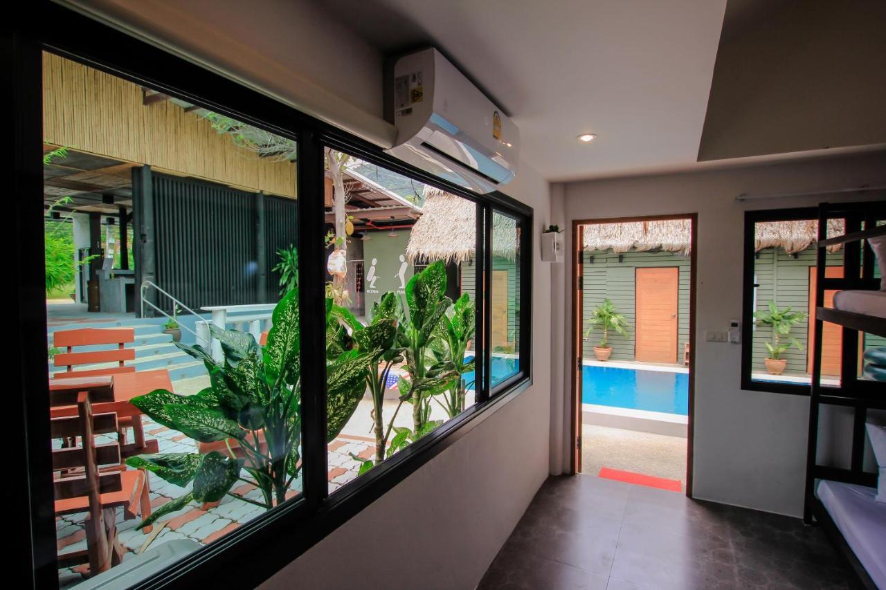 Bandon Beach Bar & Hostel (Adults Only) Lamai Beach  Esterno foto