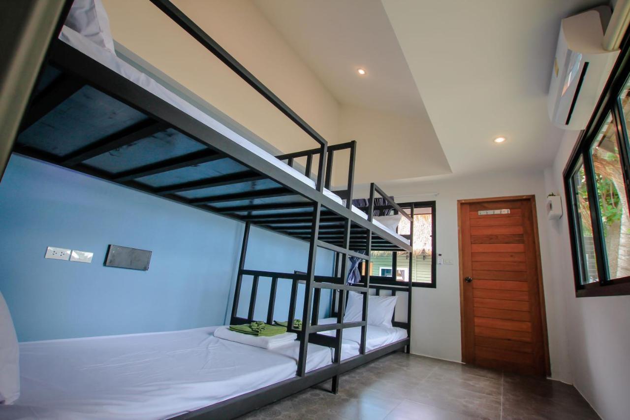 Bandon Beach Bar & Hostel (Adults Only) Lamai Beach  Esterno foto