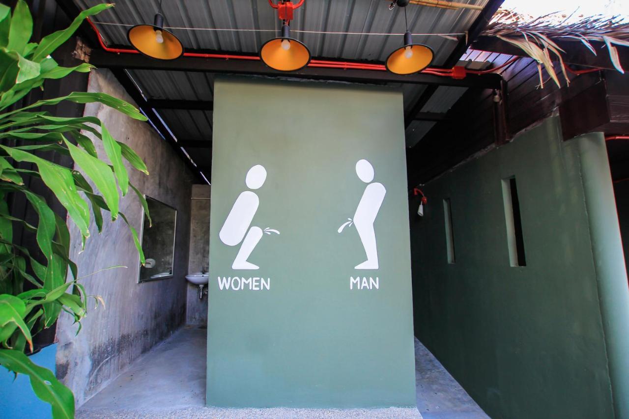Bandon Beach Bar & Hostel (Adults Only) Lamai Beach  Esterno foto