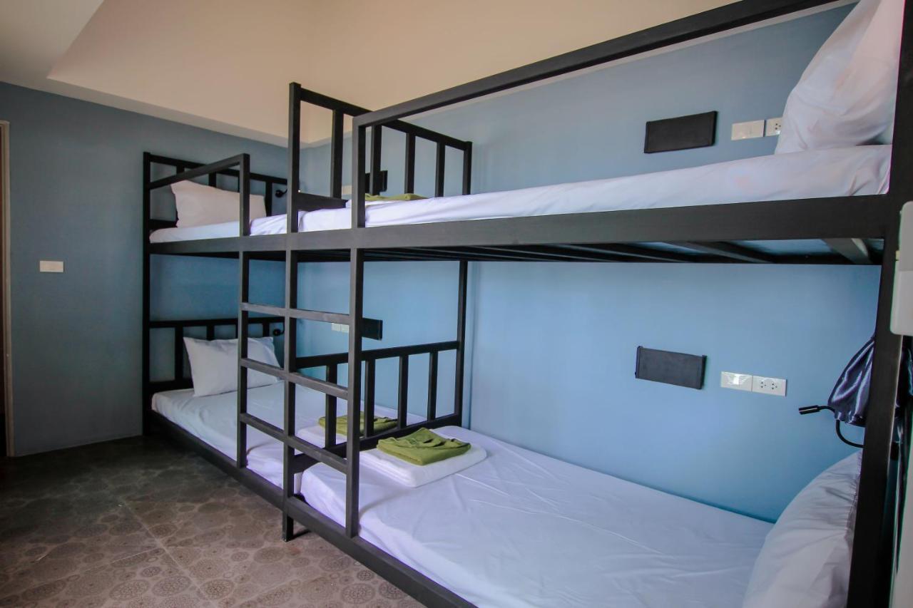 Bandon Beach Bar & Hostel (Adults Only) Lamai Beach  Esterno foto