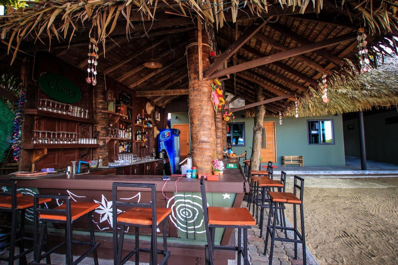 Bandon Beach Bar & Hostel (Adults Only) Lamai Beach  Esterno foto