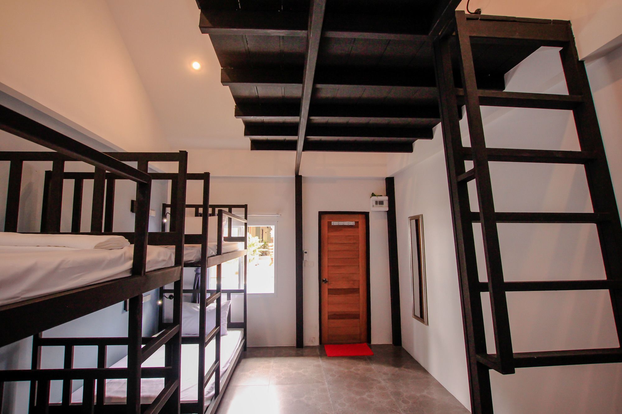 Bandon Beach Bar & Hostel (Adults Only) Lamai Beach  Esterno foto